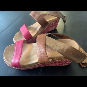 Vionic Size 8 Sassy Orthopedic Shoes